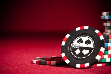 madu4d app interface showing live casino and slot games menu